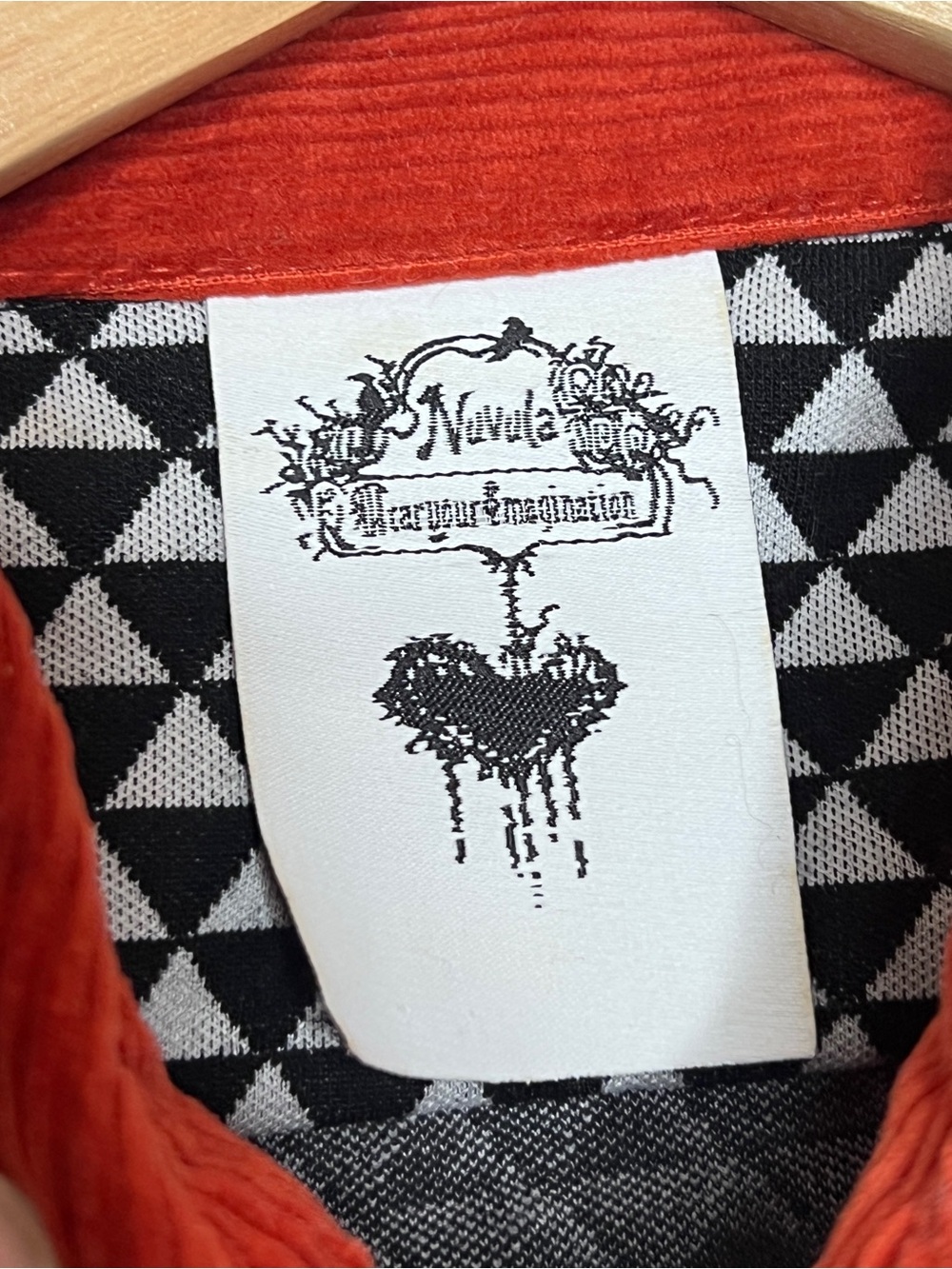 Nuvula Black & White Geometric Long-Sleeve Top with Orange Corduroy Collar - Picture 8 of 14